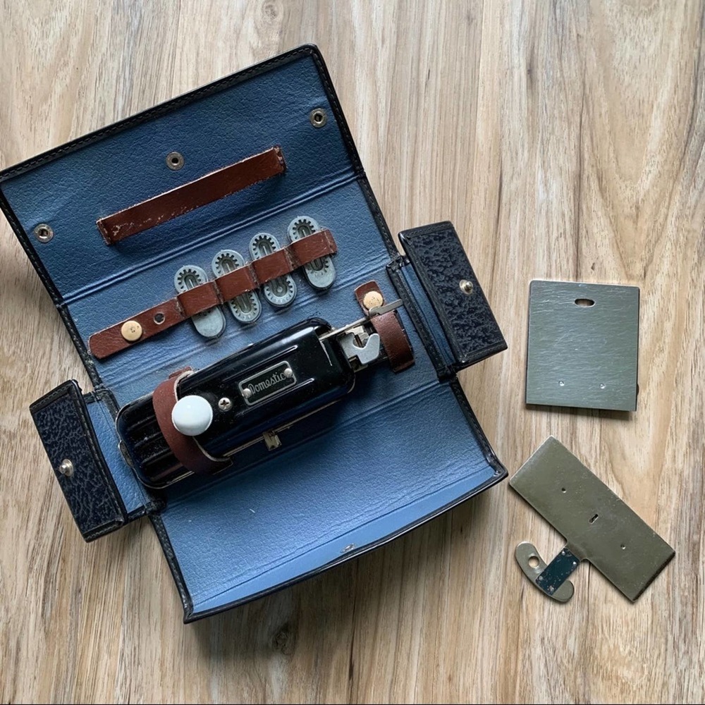 Vintage Domestic Buttonholer Attachment in Case! WITH 4 Plates